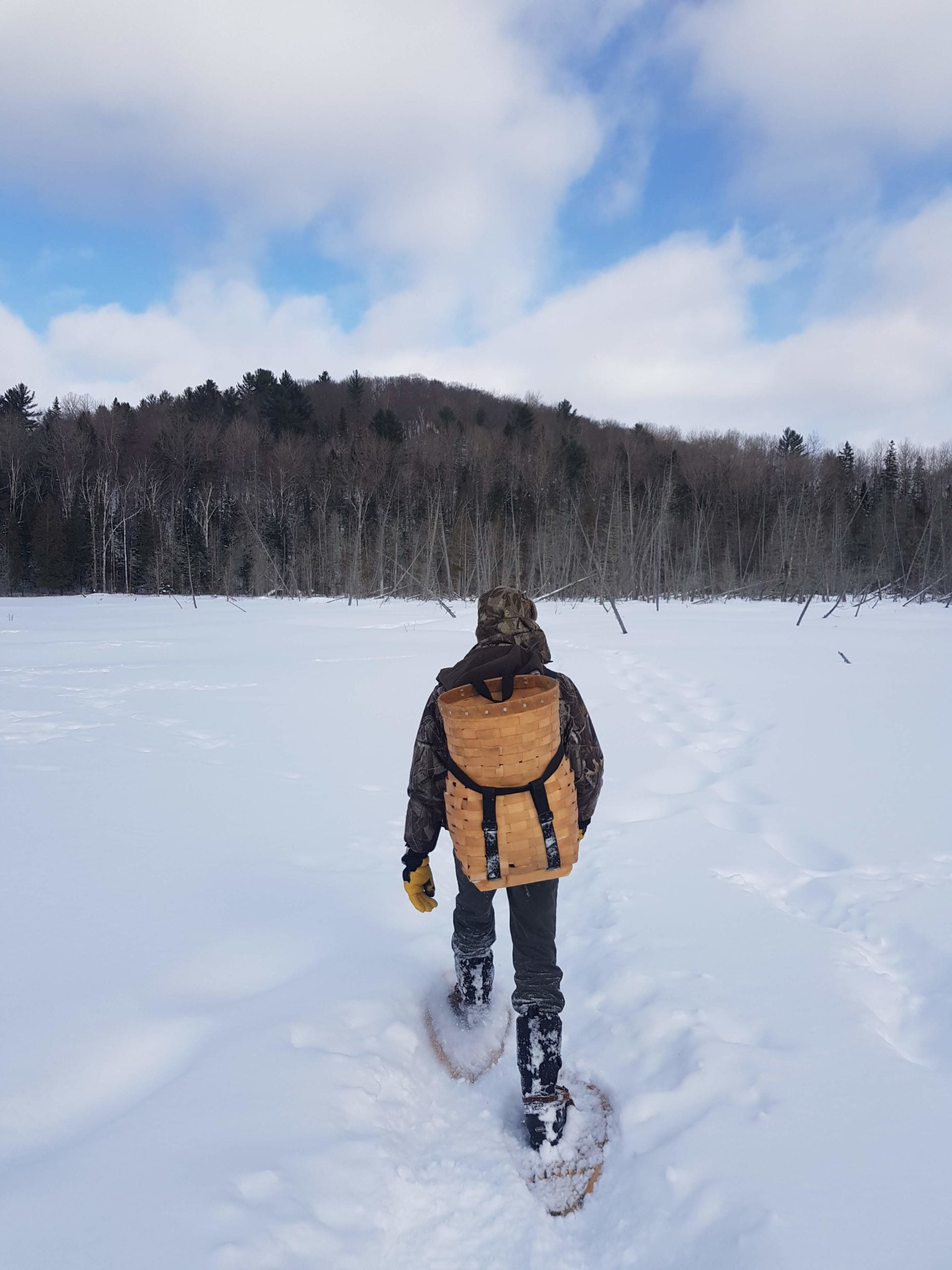 Randonnée avec trappeur au Québec - Auberge Couleurs de France: hébergement en chalet et séjour motoneige au Canada
