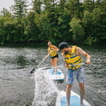 Paddle board sur le lac - auberge Couleurs de France