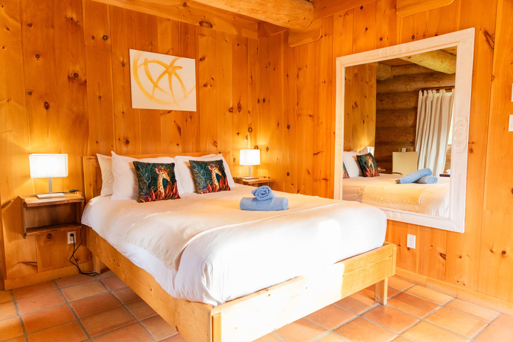 Chambre de la Suite de l'Auberge Couleurs de France