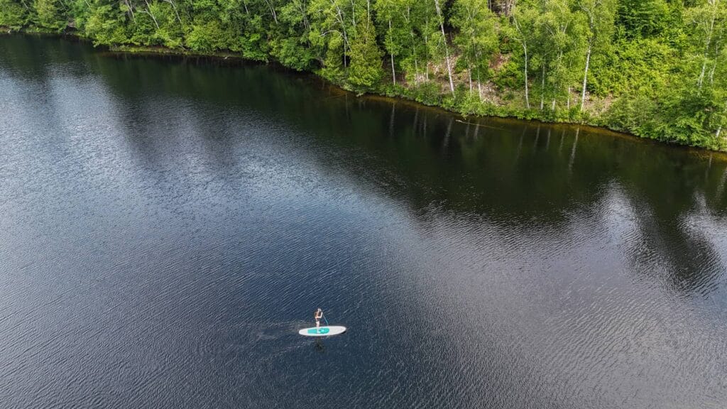 Auberge Couleurs de France : été avec la nature / Paddle sur le Lac